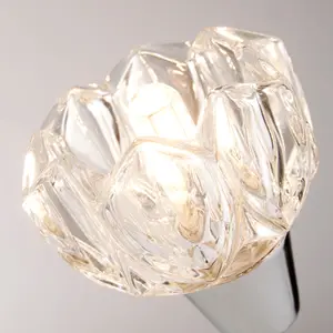 1LT CHROME TABLE LAMP WITH FLOWER SHAPE CUT GLASS SHADE