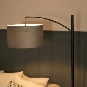 ValueLights Preto Black Metal Curve Stem Living Room Floor Lamp with a Grey Velvet Shade