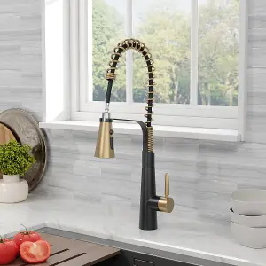 Kitchen Faucet with Pull Down Sprayer 3 Spray Modes Kitchen Tap in Black and Gold