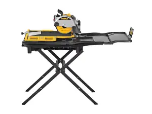 DEWALT D36000 110v Wet tile saw