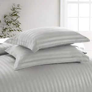 Microfibre 250 Thread Count Reversible Modern & Contemporary Reversible Duvet Cover Set Grey / Single