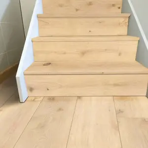 Chelsea Laminate Single Step and Riser