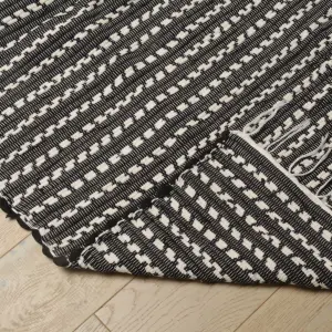 ProHeeder Handmade Recycled Cotton Area Rug - Black and White Stripe  (140 x 70cm)