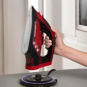 Morphy Richards 303250 easyCHARGE, Cord-Free Steam Iron, 2400 W - Red/Black