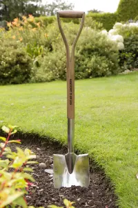 Spear & Jackson 4650PS Traditional Stainless Planting Spade