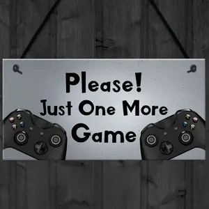 Novelty Man Cave Bedroom Sign For Gamer Gift For Dad Son Brother Gaming Sign