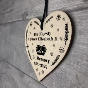 Red Ocean Queen Elizabeth II Wooden Heart Plaque In Memory Memorial Sign Christmas Bauble