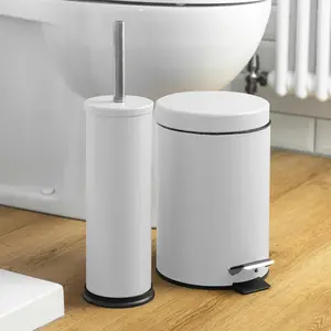 Harbour Housewares - Round Bathroom Pedal Bin - 3 Litre White