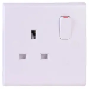 Deta S1207SDP Slimline Switch Socket Outlet 1 Gang / Single DP 13 Amp