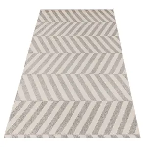 Grey Chevron Modern Striped Geometric Easy to clean Rug for Dining Room-66 X 240cm (Runner)