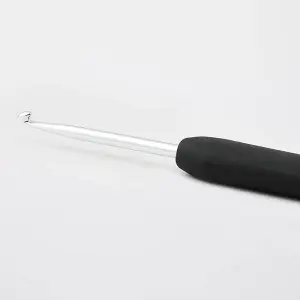 STEEL S CHK 0.75 - Crochet Hook: Steel: 15cm x 0.75mm - KnitPro