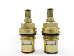 Plumbsure Brass Threaded ¼ turn Tap gland ½" (Dia)10mm, Pack of 2