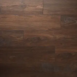 GoodHome Swanley Wood planks Dark oak effect Laminate Flooring, 1.29m²