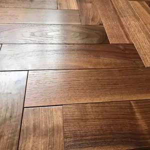 American Walnut Herringbone, 18/4mm x 90mm x 450mm, Brushed & Lacquered