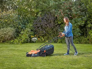 BLACK & DECKER BEMW481BH 240v Rotary mower