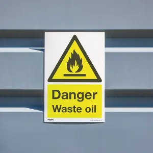 Sealey Warning Safety Sign Danger Waste Oil Rigid Plastic Pack of 10 SS60P10