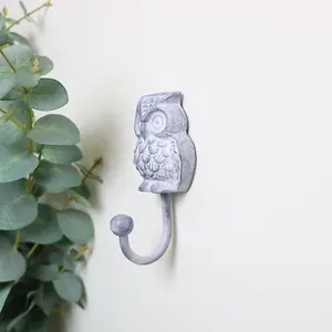 Melody Maison Grey Owl Wall Hook