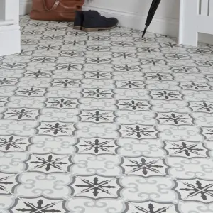 Colours Hydrolic Black & white Matt Flower Cement tile effect Porcelain Indoor Wall & floor Tile, Pack of 25, (L)200mm (W)200mm