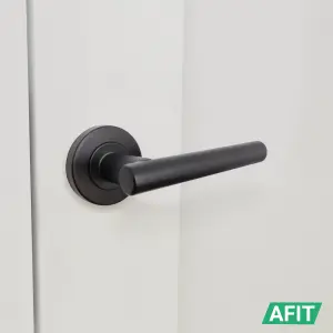 AFIT Matt Black Internal Door Handle - 6 Pairs Matt Black Lever on Rose Round T-Bar Handles- Olvera Range