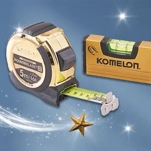 Komelon 5m Gold PowerBlade II Tape Measure with Free Leveling Tool