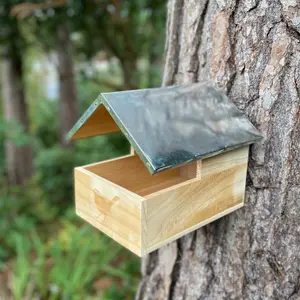 Blackbird Wooden Nesting Box with Metal Roof