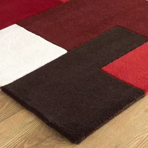 Melrose Lexus Red Low Pile Medium Area Rug 120/170cm