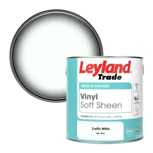 Leyland Trade Vinyl Soft Sheen Walls & Ceilings Emulsion Paint Traffic White (RAL 9016) - 2.5L