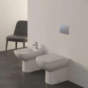 Ideal Standard i.life A White Back to wall Square Toilet with Soft close seat & Concealed cistern