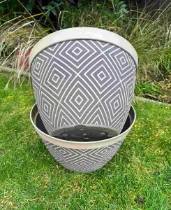 Tan and Black Aztec Planter - set of 4