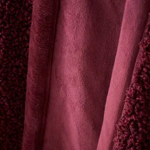 Catherine Lansfield So Soft Velvet Boucle 130x170 cm Blanket Throw Damson