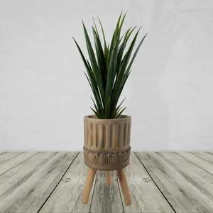 Ridged Composite Planter with Stand