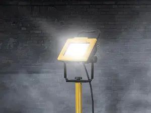 Faithfull Power Plus SMD LED Tripod Site Light 35W 240V