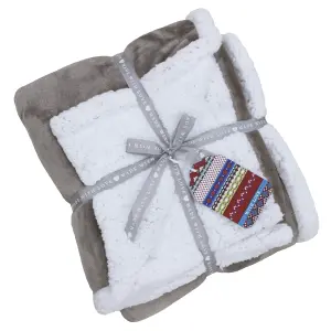 Essentials Soft Velvet Luxe Sherpa Fleece Throw