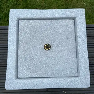 All Pond Solutions Square Water Feature with LED Lights - Solar powered - Light Grey 37x37x30cm