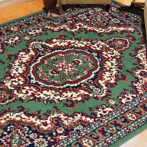 Green Medallion Traditional Rug - Texas