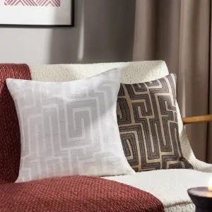 Hoem Lauder Jacquard Woven Polyester Filled Cushion