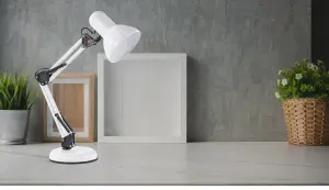 Innoteck Swing Arm Desk Lamp - White