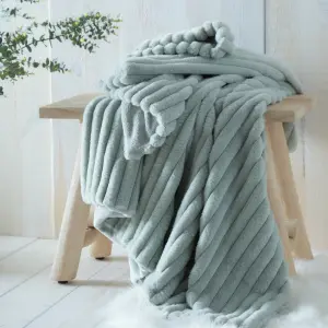 Morritz Super Soft Faux Fur Throw