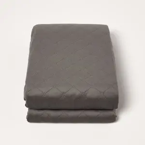 Homescapes Diamond Quilted Grey Velvet Throw