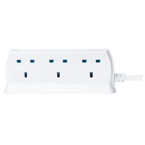 Masterplug Surge White 6 socket Extension lead with USB, 2m