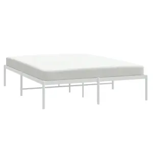 Berkfield Metal Bed Frame White 140x200 cm