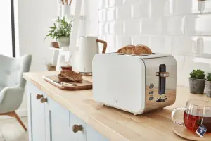 Swan Nordic Kettle, Toaster & Microwave Triple Pack White