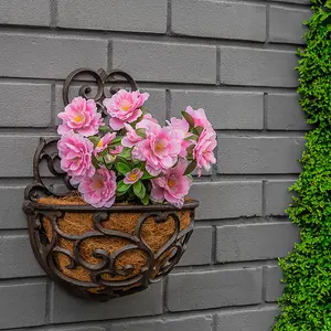 Woodside Cast Iron Wall Mounted Planter with Coco Liner