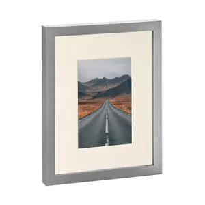 Photo Frame with 4" x 6" Mount - 8" x 10" - Ivory Mount