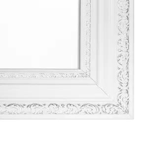 Beliani Traditional Wall Mirror VERTOU White