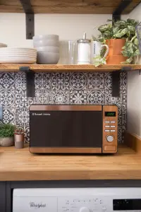 Russell Hobbs RHMD804CP 17 Litre Copper Effect Digital Microwave