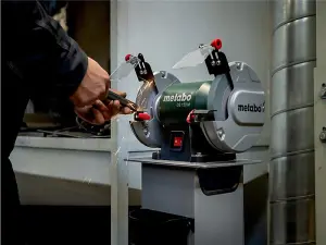 Metabo DS 125 M 2000W Precision Bench Grinder for Grinding and Sharpening