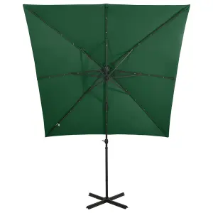 Berkfield Cantilever Umbrella with Pole and LED Lights Green 250 cm