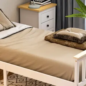 Vida Designs Milan Bed Frame White/Pine / Single (3')