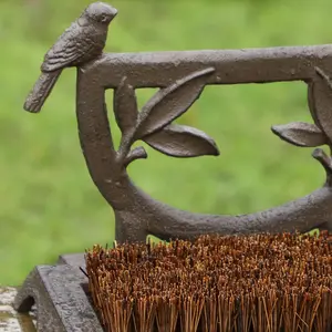 Traditional Cast Iron Outdoor Garden Birds Combined Boot Brush and Scraper for Garden Gifts